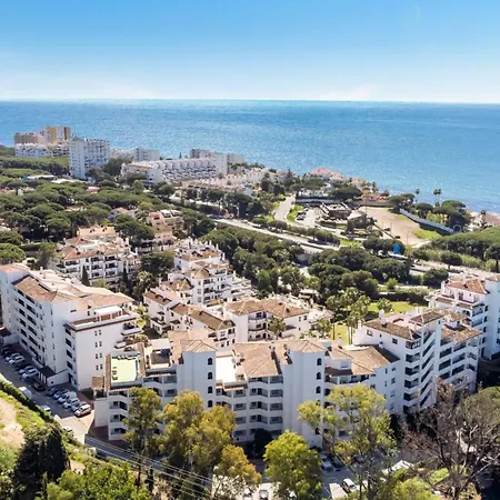 Vivi Homes - Robina Pool, Garden, Terrace & * Sitio de Calahonda
