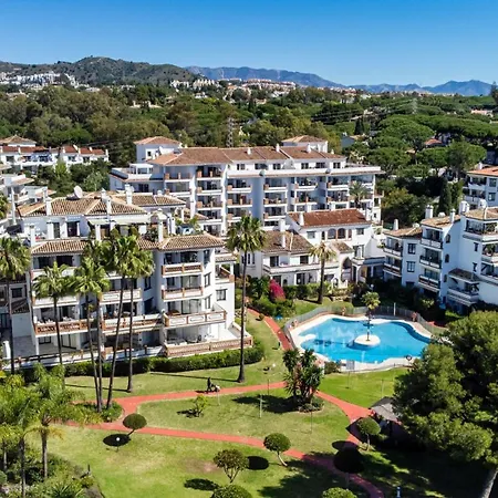 Apartment Vivi Homes - Robina Pool, Garden, Terrace & *