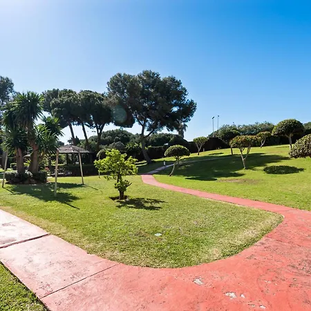 Apartment Vivi Homes - Robina Pool, Garden, Terrace & *