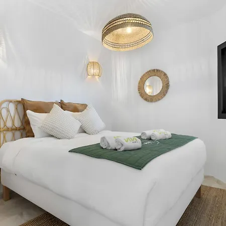 Apartment Vivi Homes - Robina Pool, Garden, Terrace & Sitio de Calahonda
